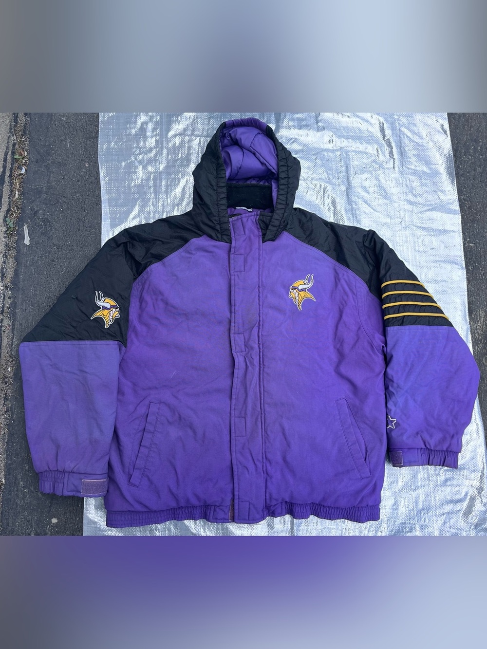 Minnesota Vikings starter Jacket Sz Youth large